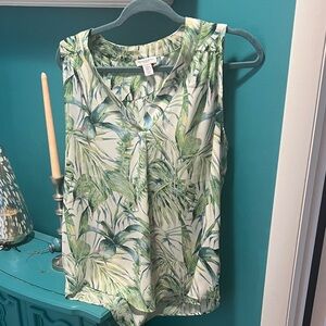 Carolina Belle Green Tropical Leaf V-Neck Sleeveless Top